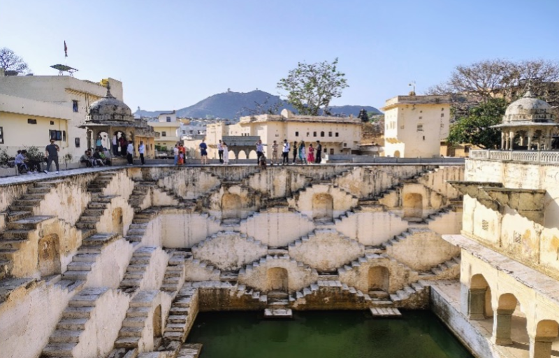 Pink City Expedition - Chapter 3
