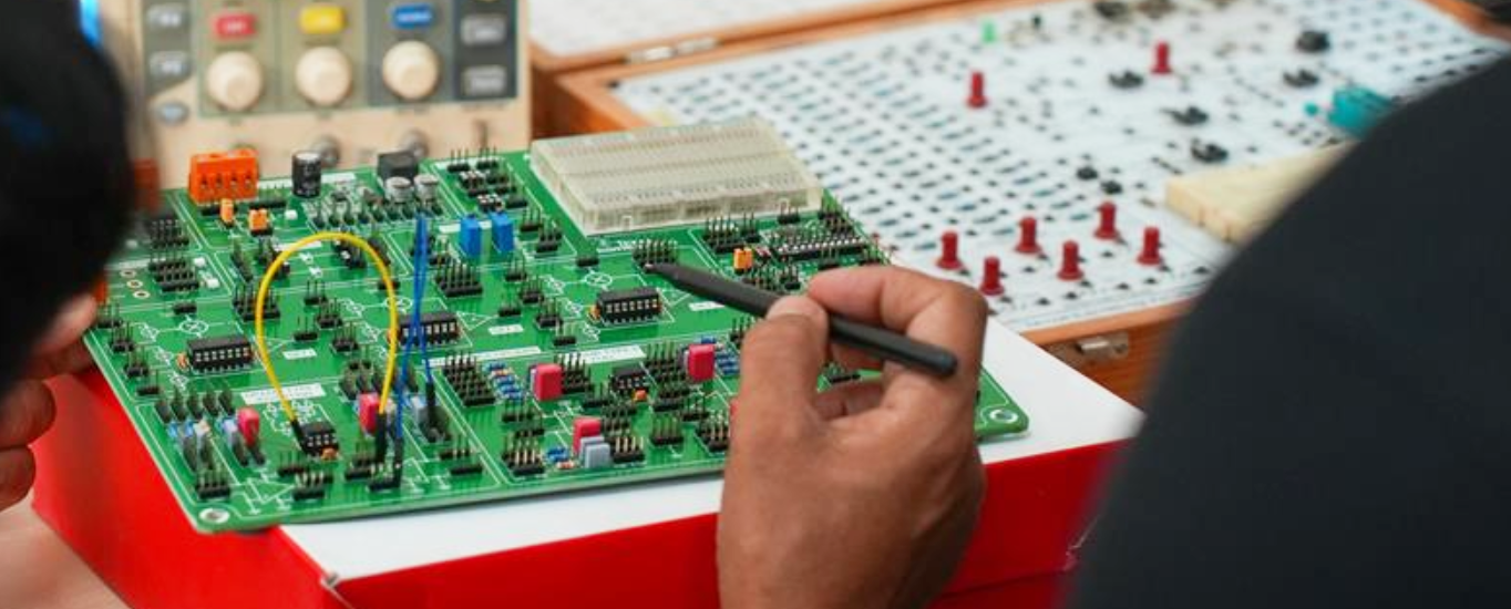 Embedded System and loT Lab